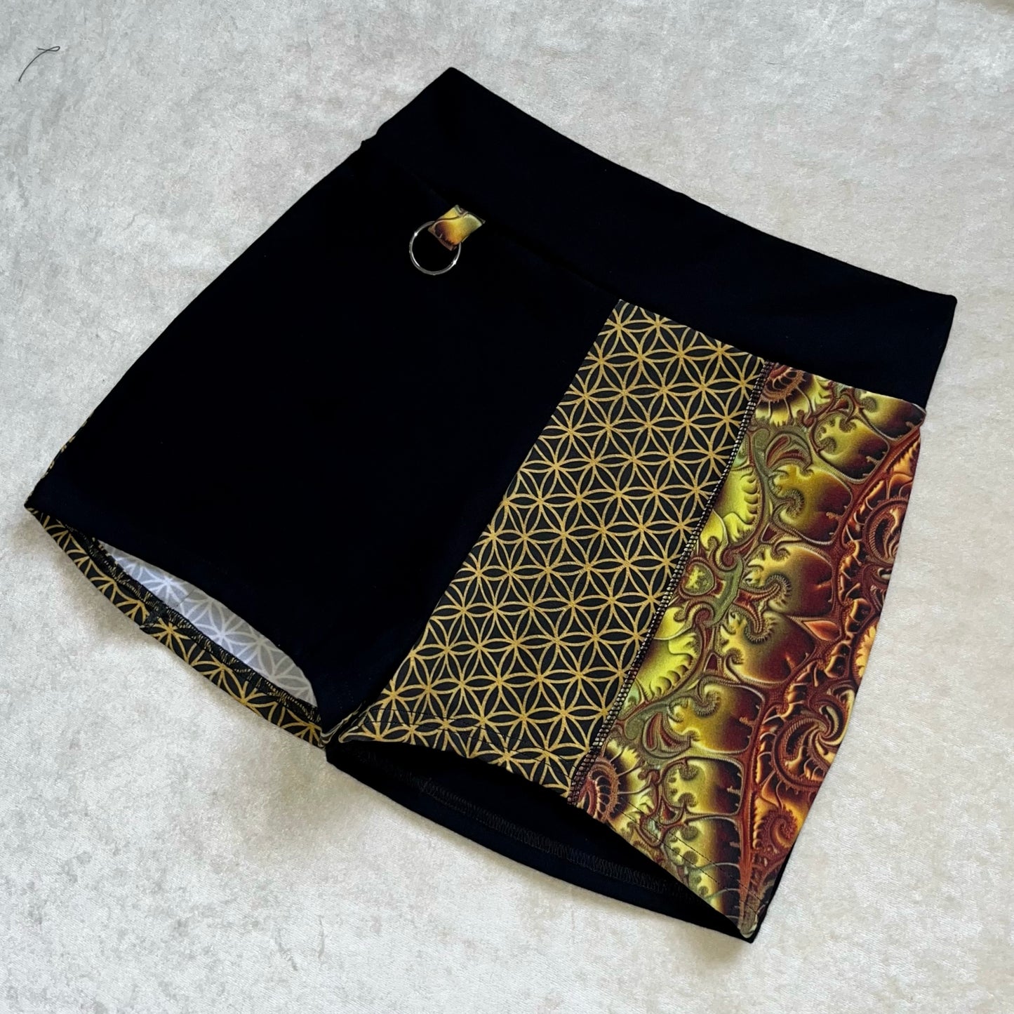 Ring Shorts M/L