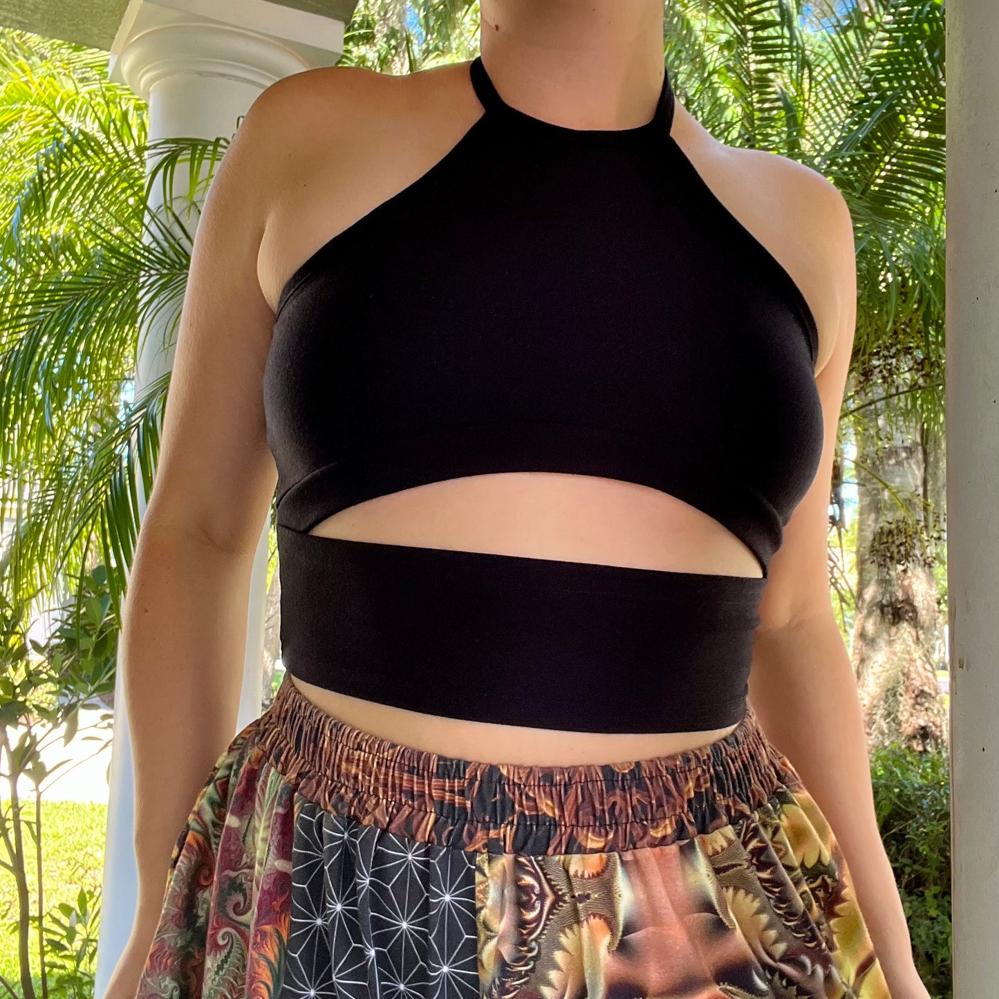 High Neck Cutout Top M/L