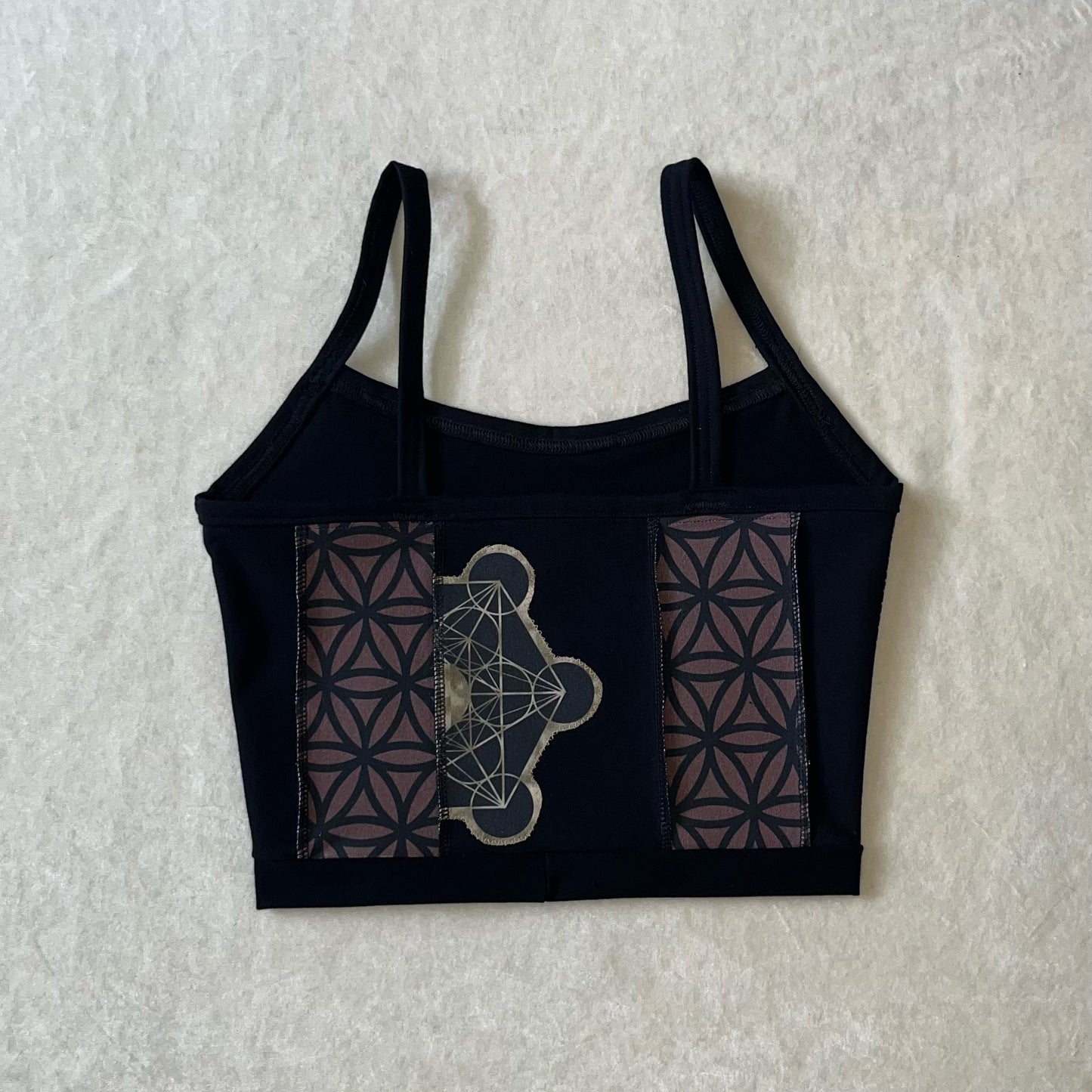 Tank w/ Appliqué 𖤓 S/M