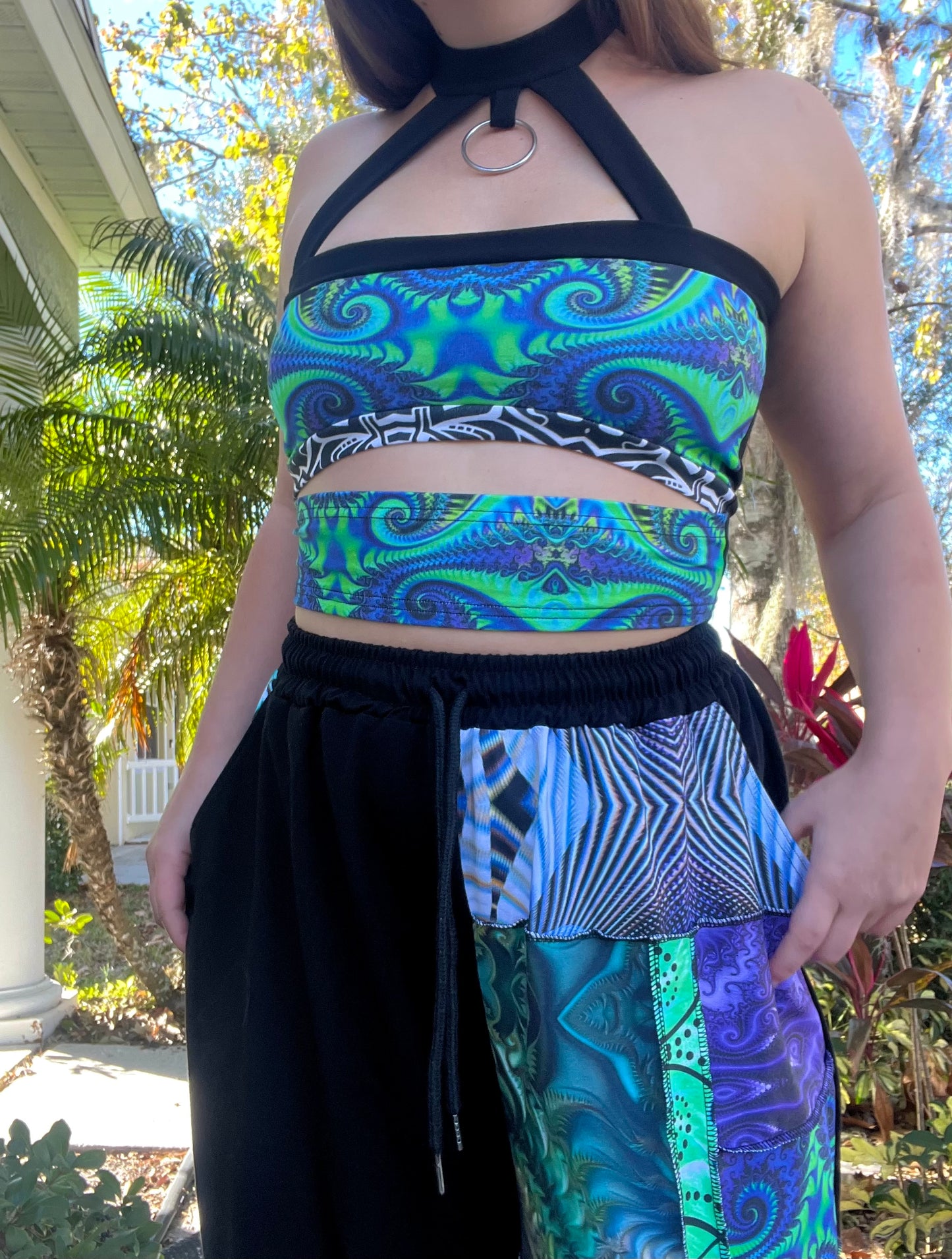 Cutout Choker Top M/L