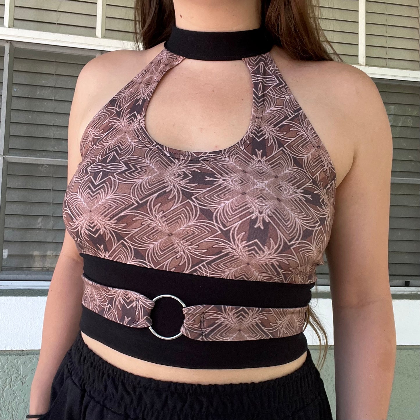 Keyhole Choker Top M/L (L Chest) (not lined)