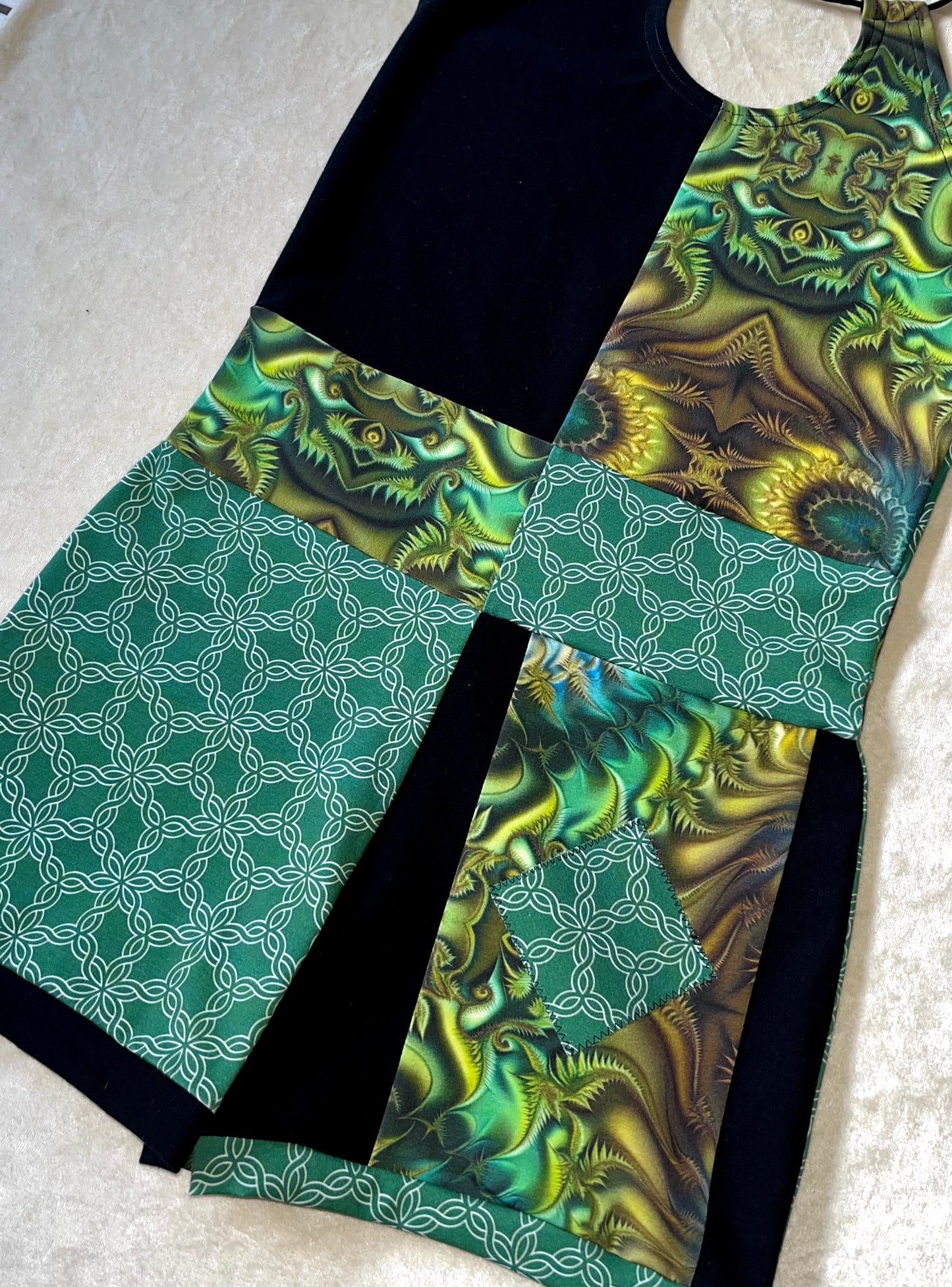 Moth Magick Keyhole Romper ཐིཋྀ M/L