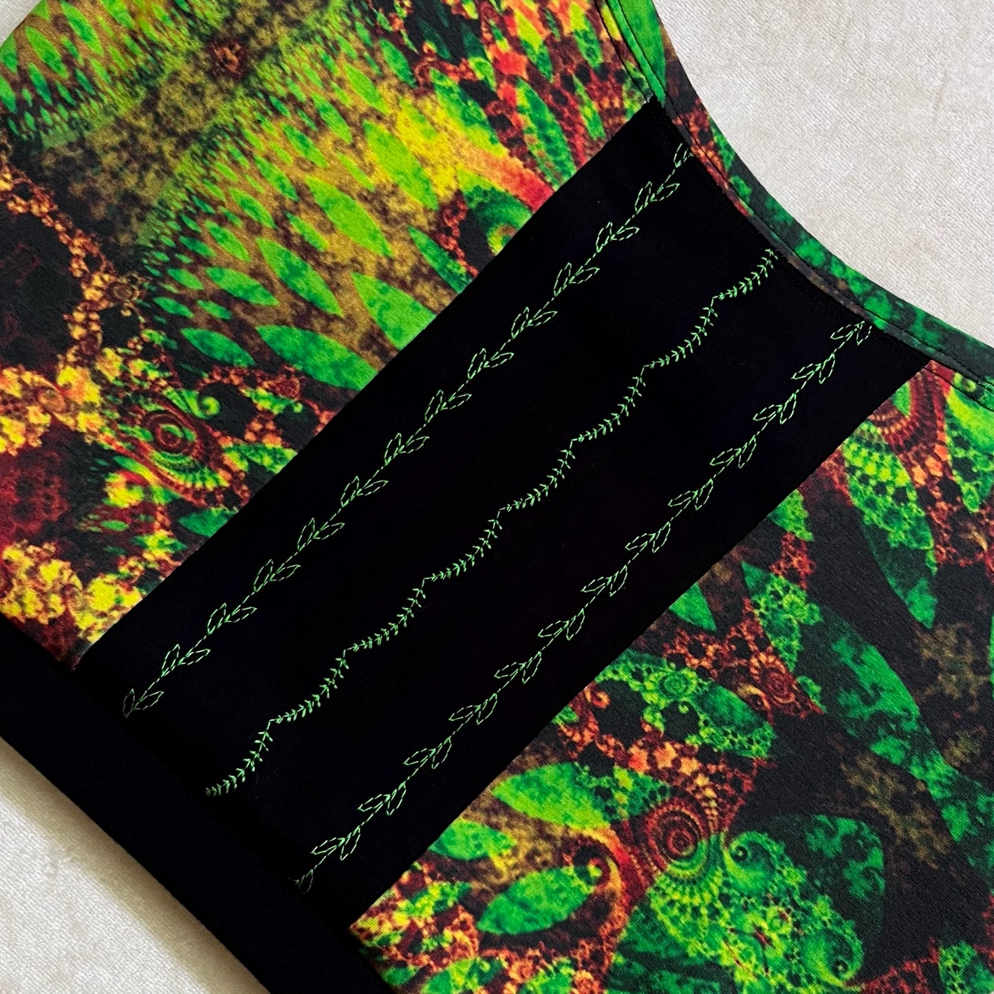 Ring Tank W/ Embroidery M/L