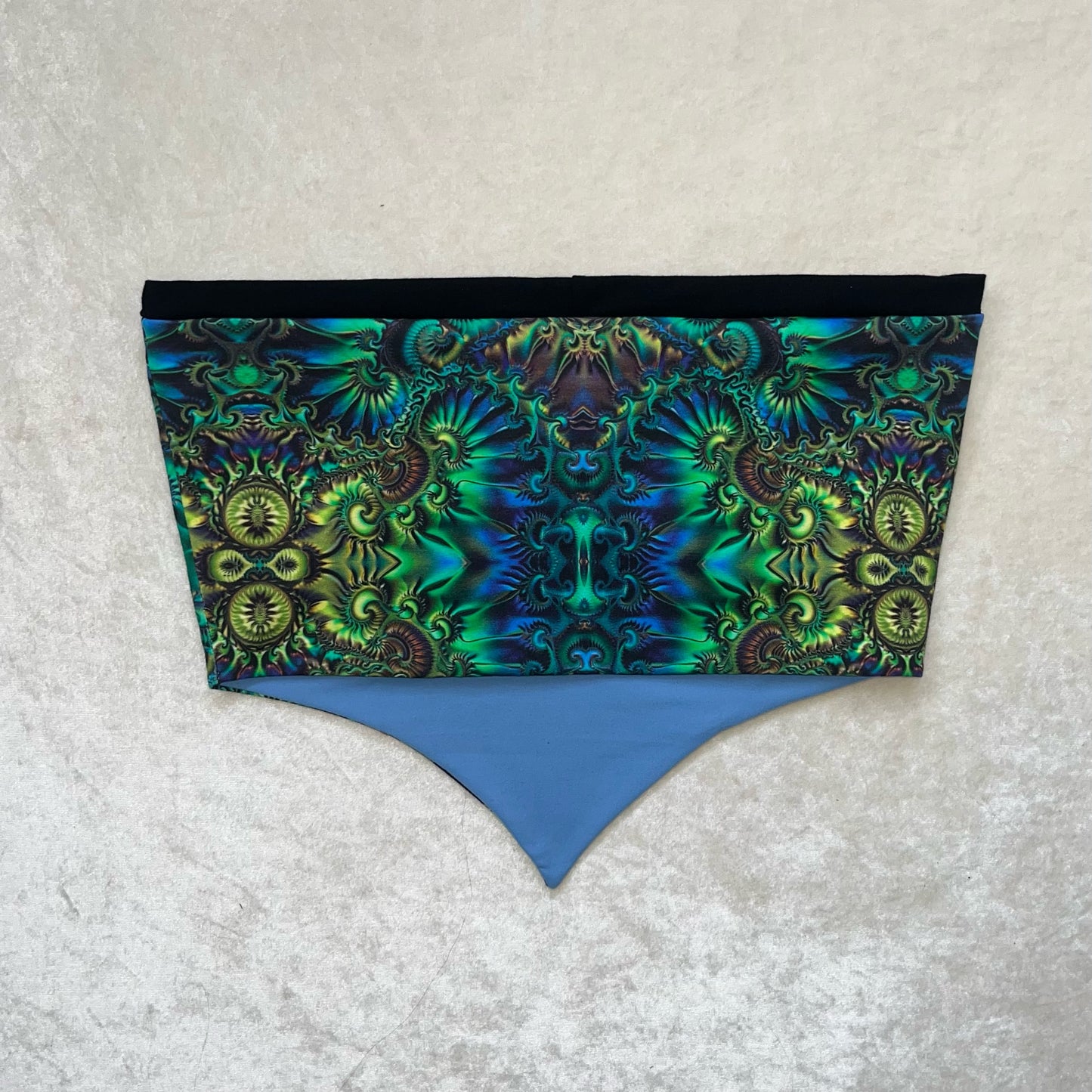 Luna Moth Choker Pixie Top 𐦍 XL/XXL (cropped)