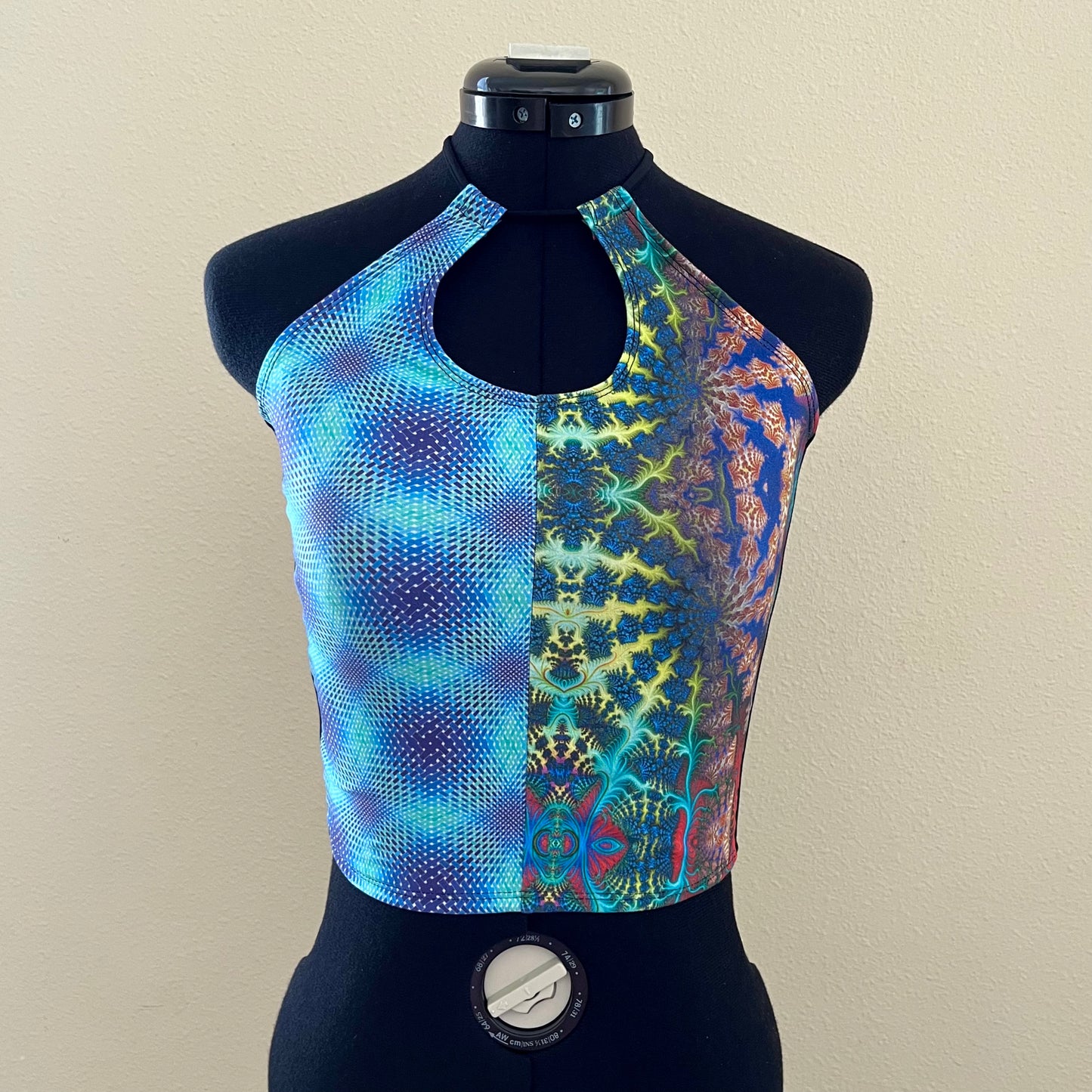 Keyhole Halter Split Top ✾ XS/S