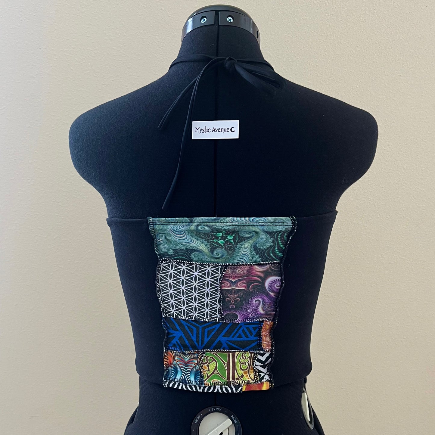 Patchwork Keyhole Top ✨ S
