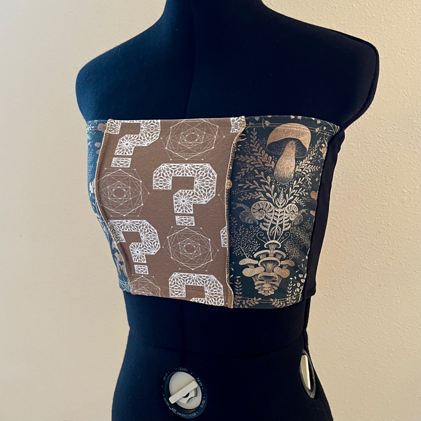 ? Shroom Tube 𓋼 M (M Chest, S Waist)