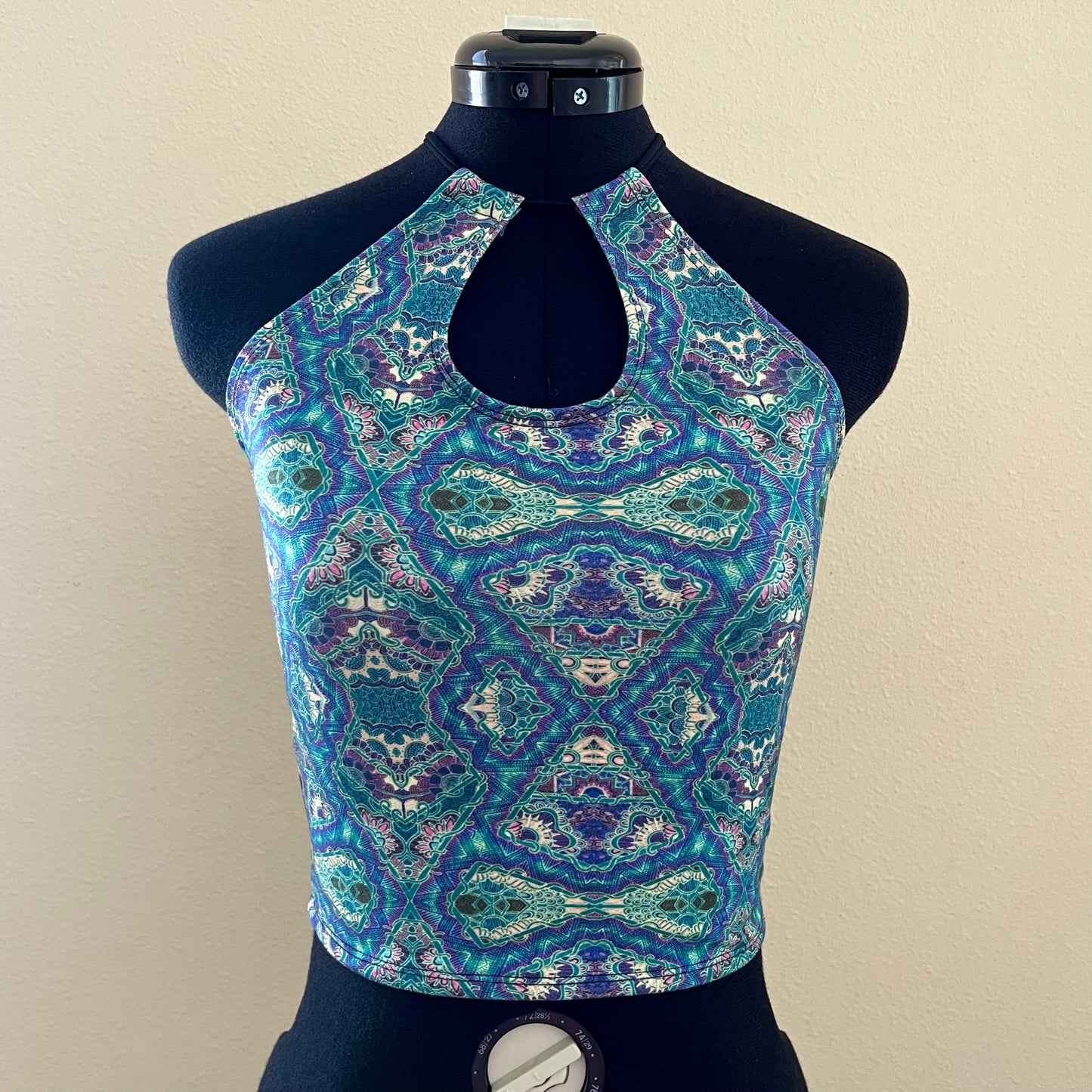 Keyhole Halter Top ✧ S/M