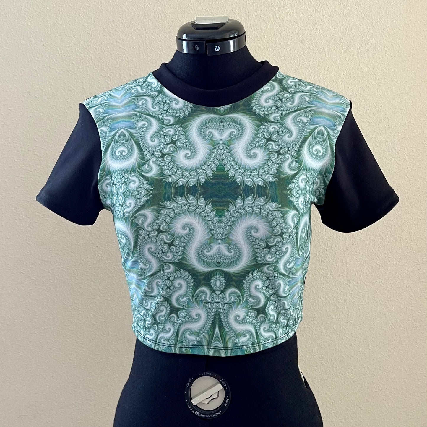 Fractal Cropped Tee ꩜ M/L