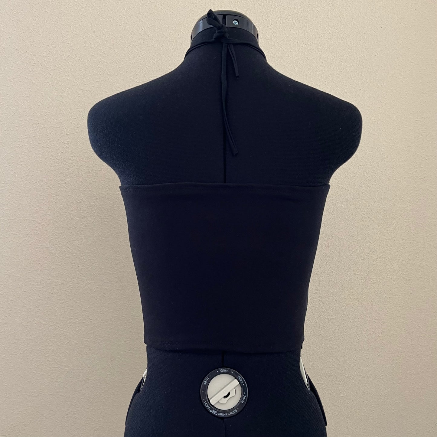 Keyhole Halter Top ✧ S/M