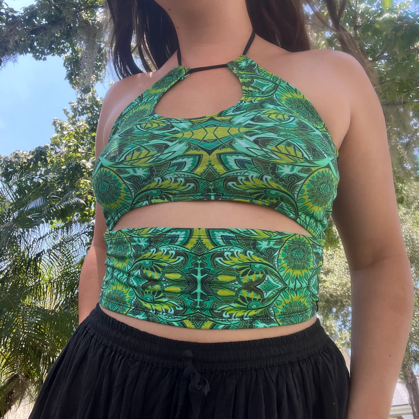 Keyhole Cutout Top 𖥸 S/M