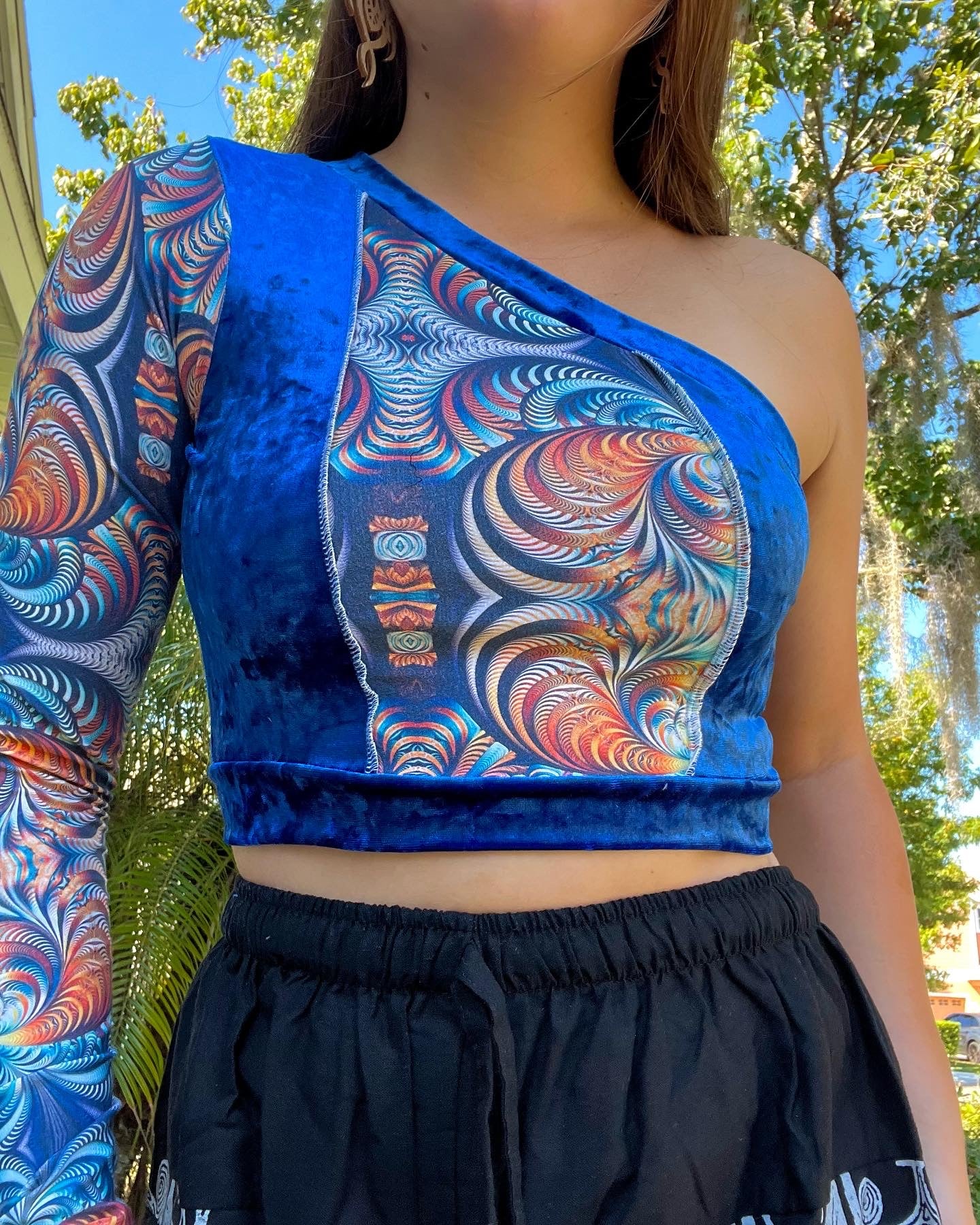Asymmetrical Longsleeve Top -