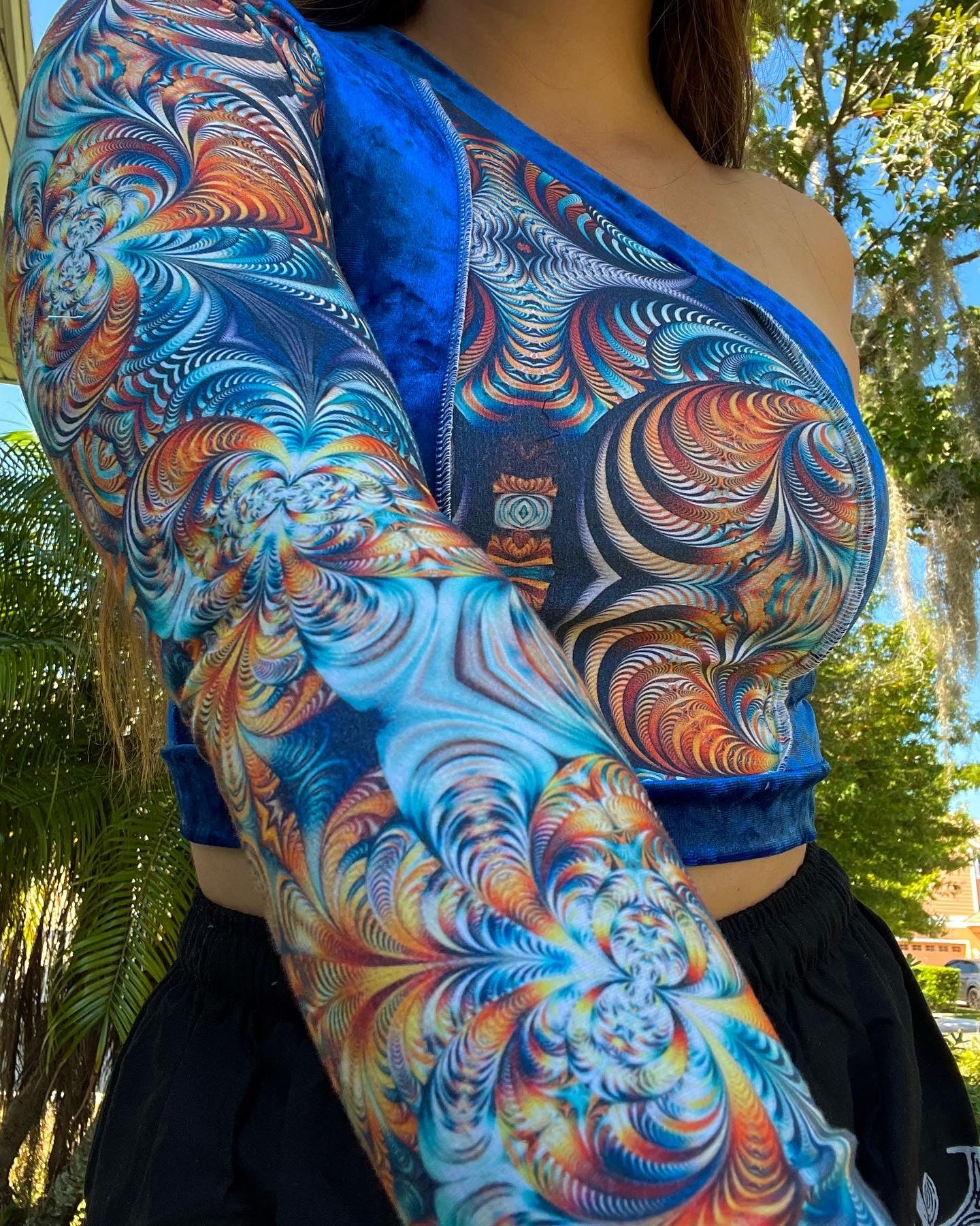 Asymmetrical Longsleeve Top -