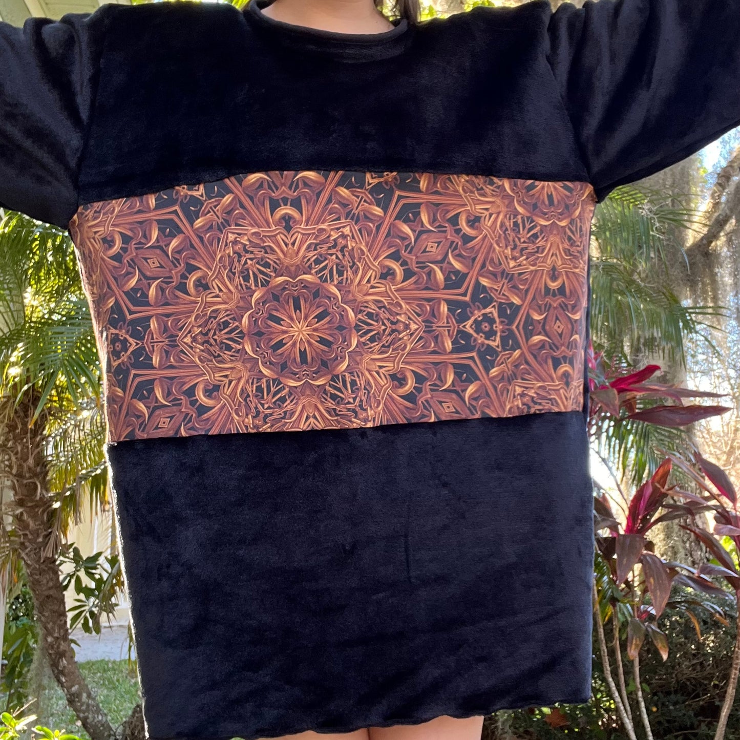 Mandala Matrix Crewneck - Extra Fuzzy & Extra Long ᪥ XXL