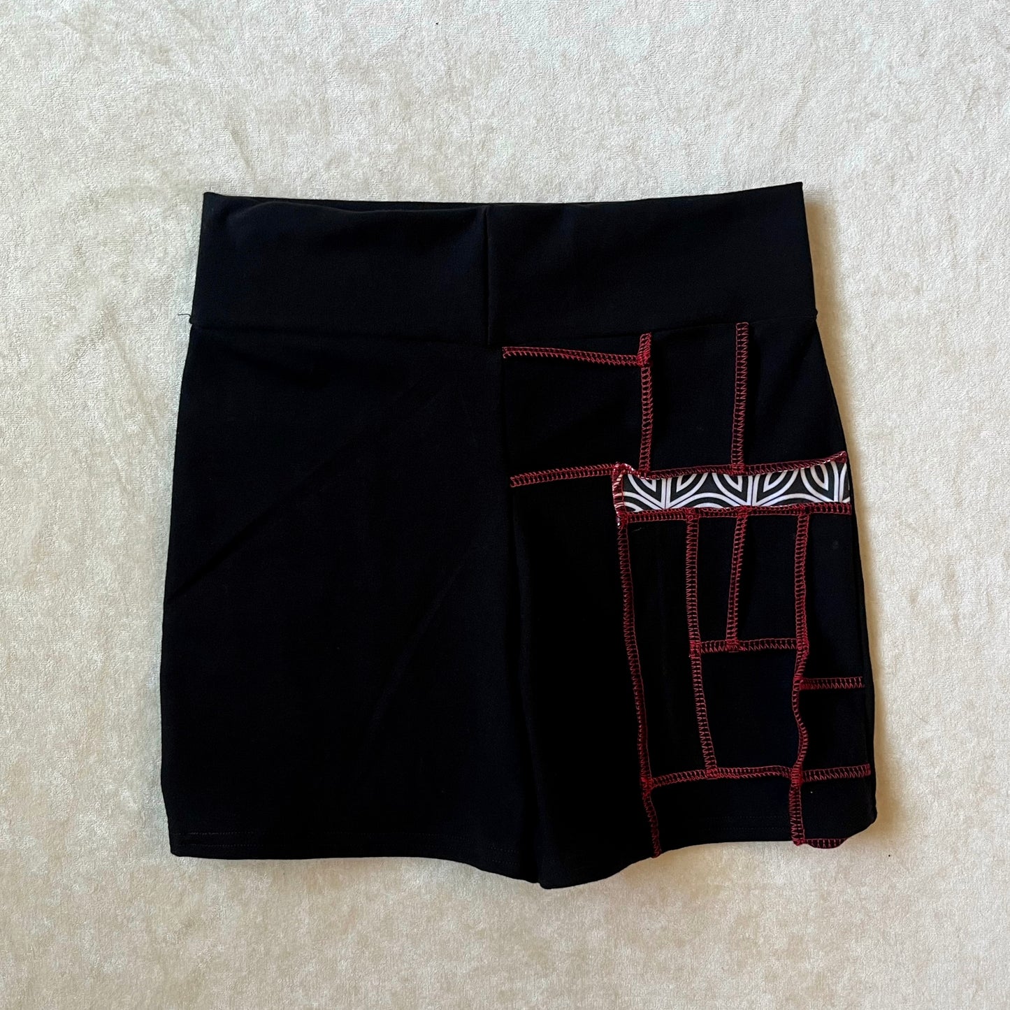 Red Thread Patchwork Ring Shorts XS/S