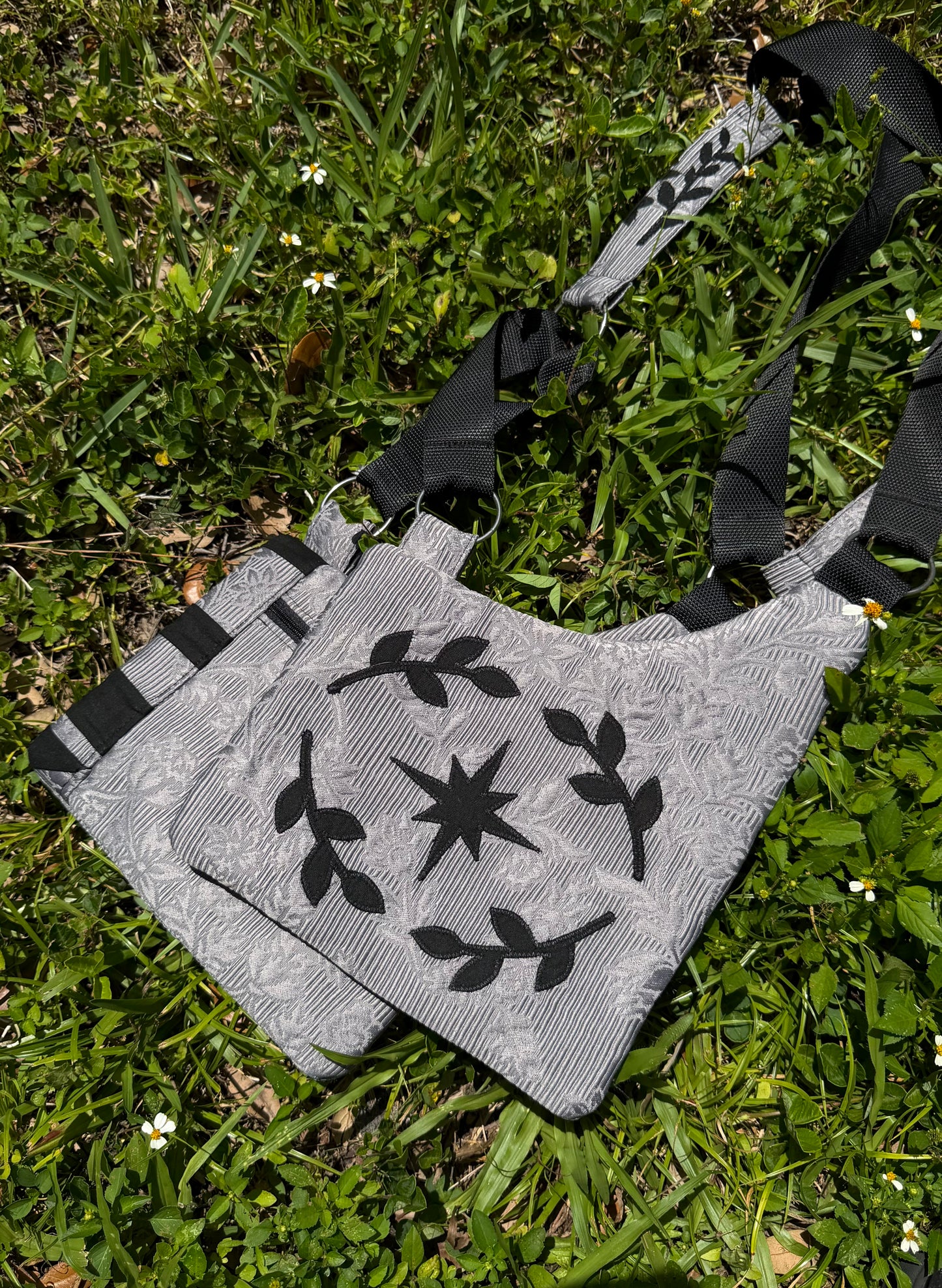 Holster Bag w/ Appliqué 𖥸
