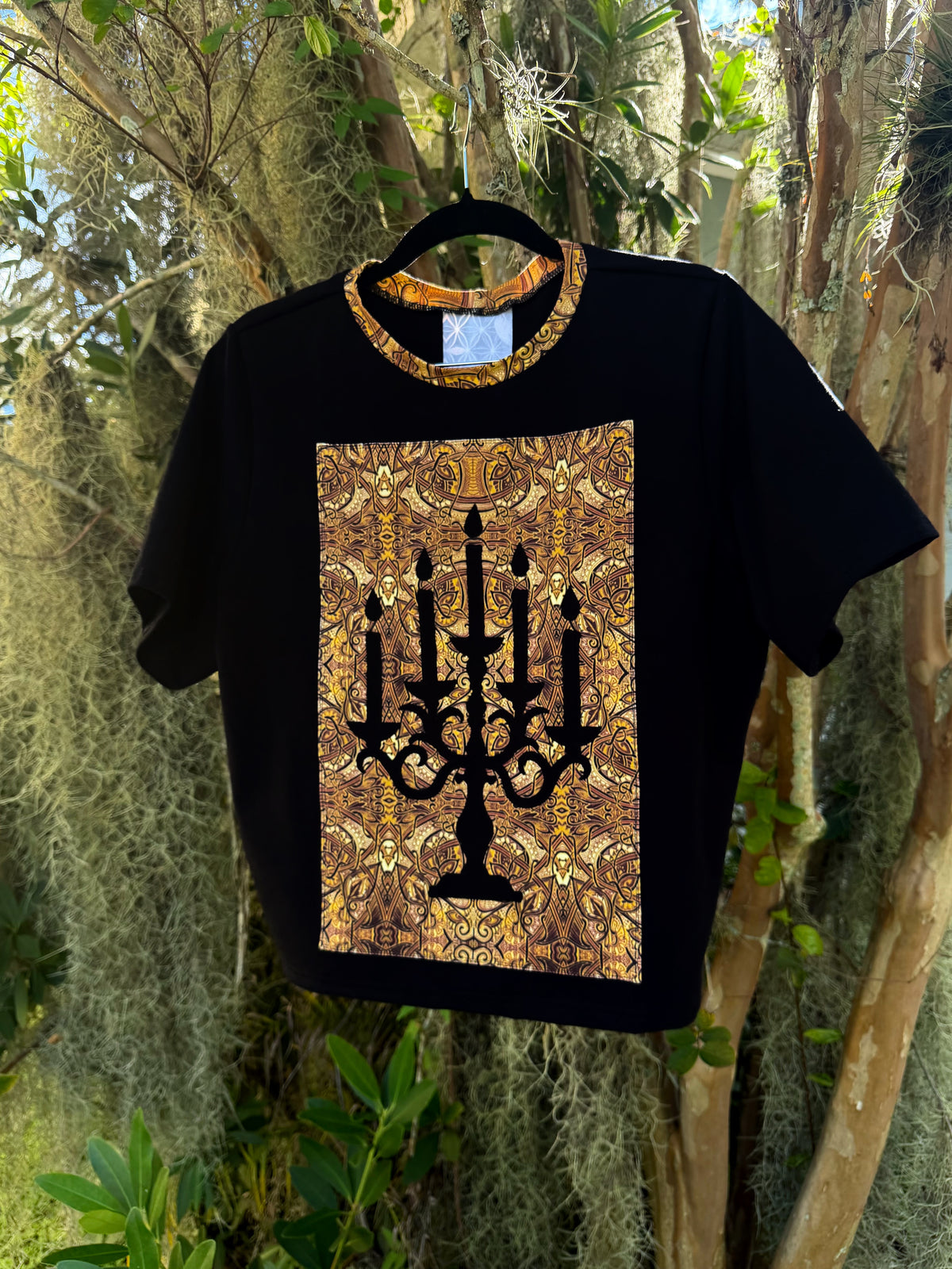 Candle Appliqué Tee 🕯️ M/L
