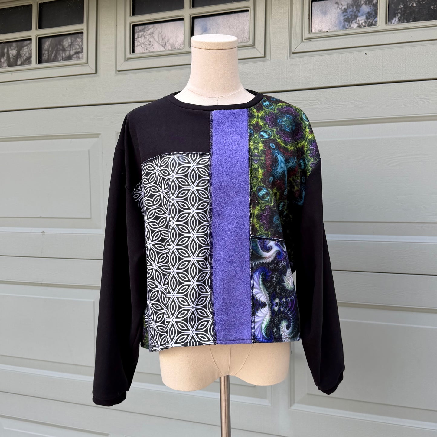 Patchwork FLEECE Cropped Crewneck XL