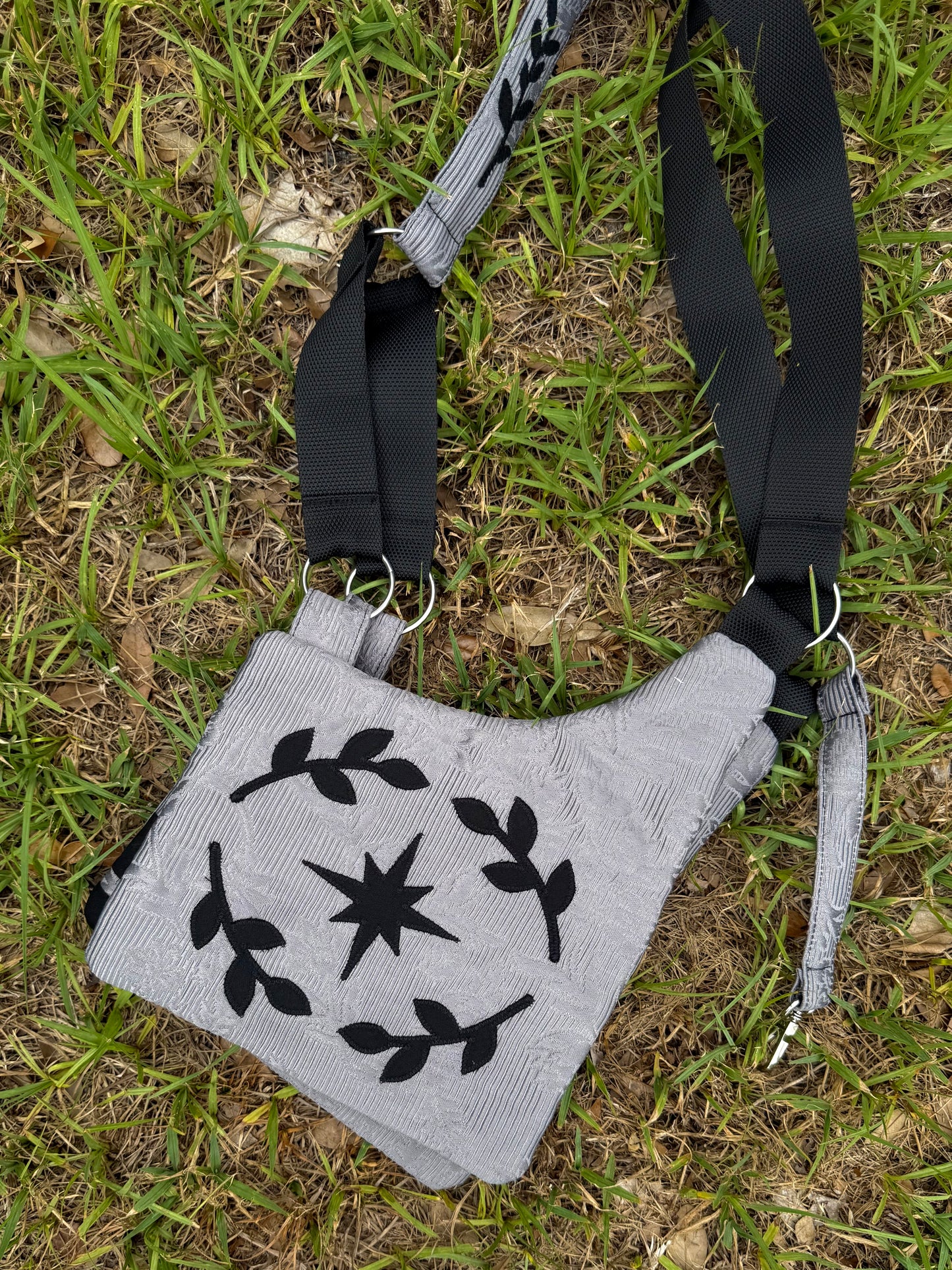 Holster Bag w/ Appliqué 𖥸