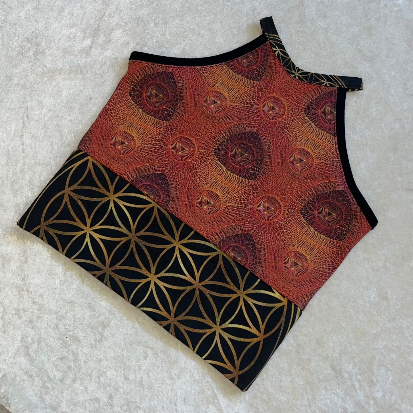 Web Of Interconnection High Neck Top M/L