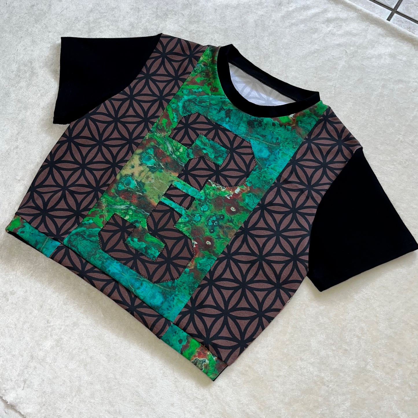 ?¿ Appliqué Cropped Tee S/M