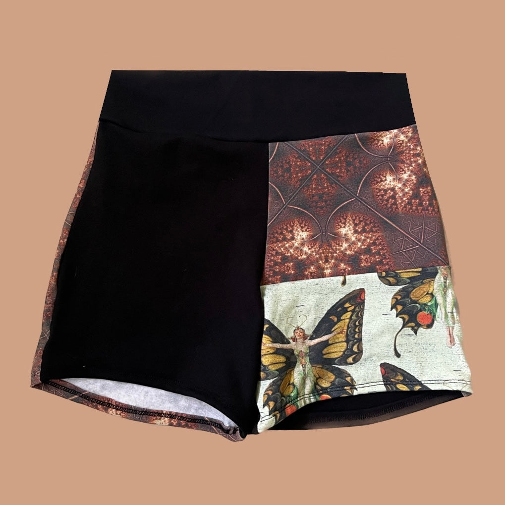 Butterfly Shorts ʚїɞ M/L